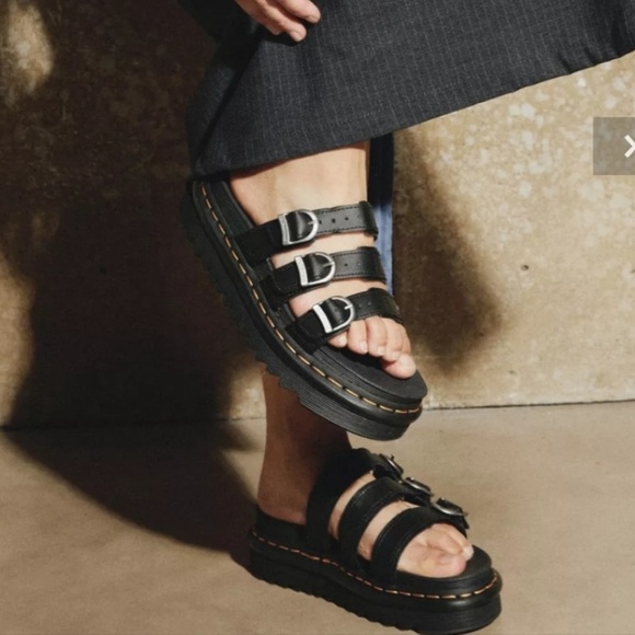 Dr. Martins Blair Leather Buckle Slides in Hydro Leather Black Womens Size 11 - Picture 12 of 13